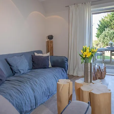 Friesenhof Aenne Haus 3 - Modern Urlauben Unter Reet In Sylt *