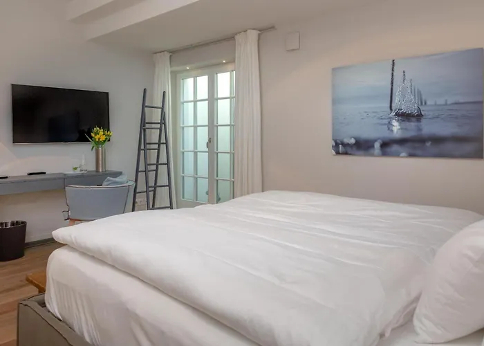 Friesenhof Aenne Haus 3 - Modern Urlauben Unter Reet In Sylt *